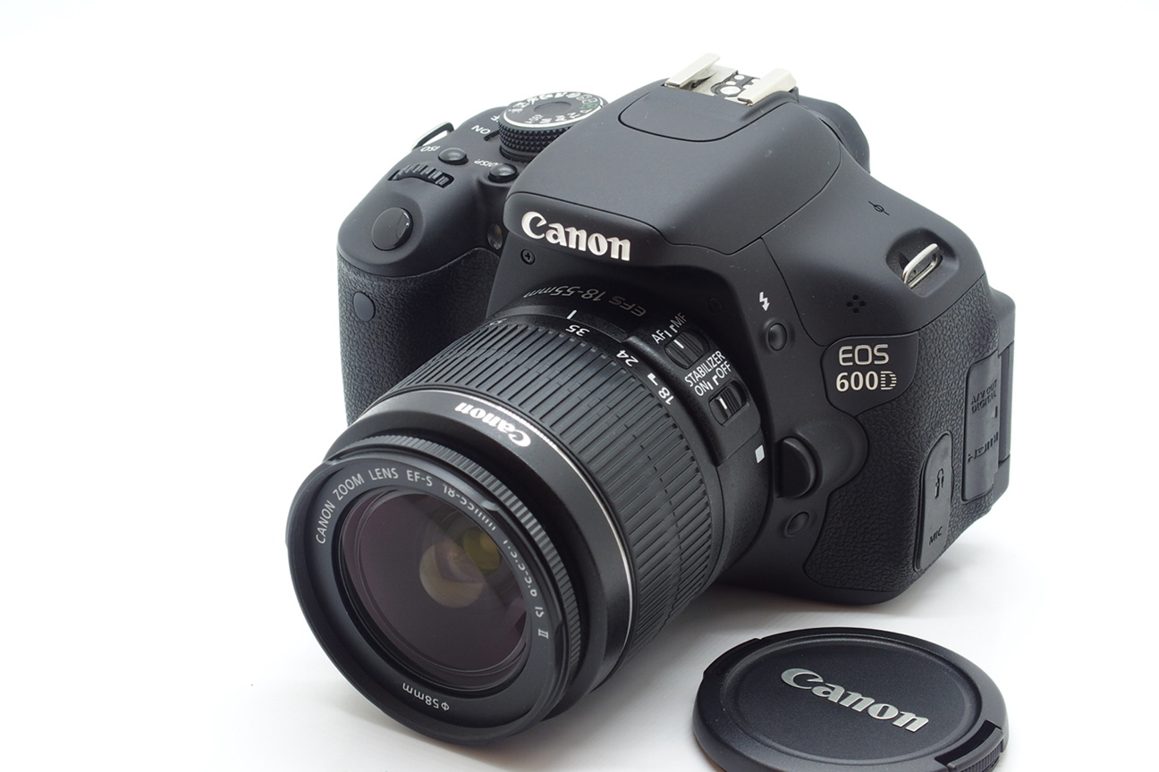 Canon Eos 600D mit EF-S 18-55/3,5-5,6 IS II nur 1076 Auslösungen!