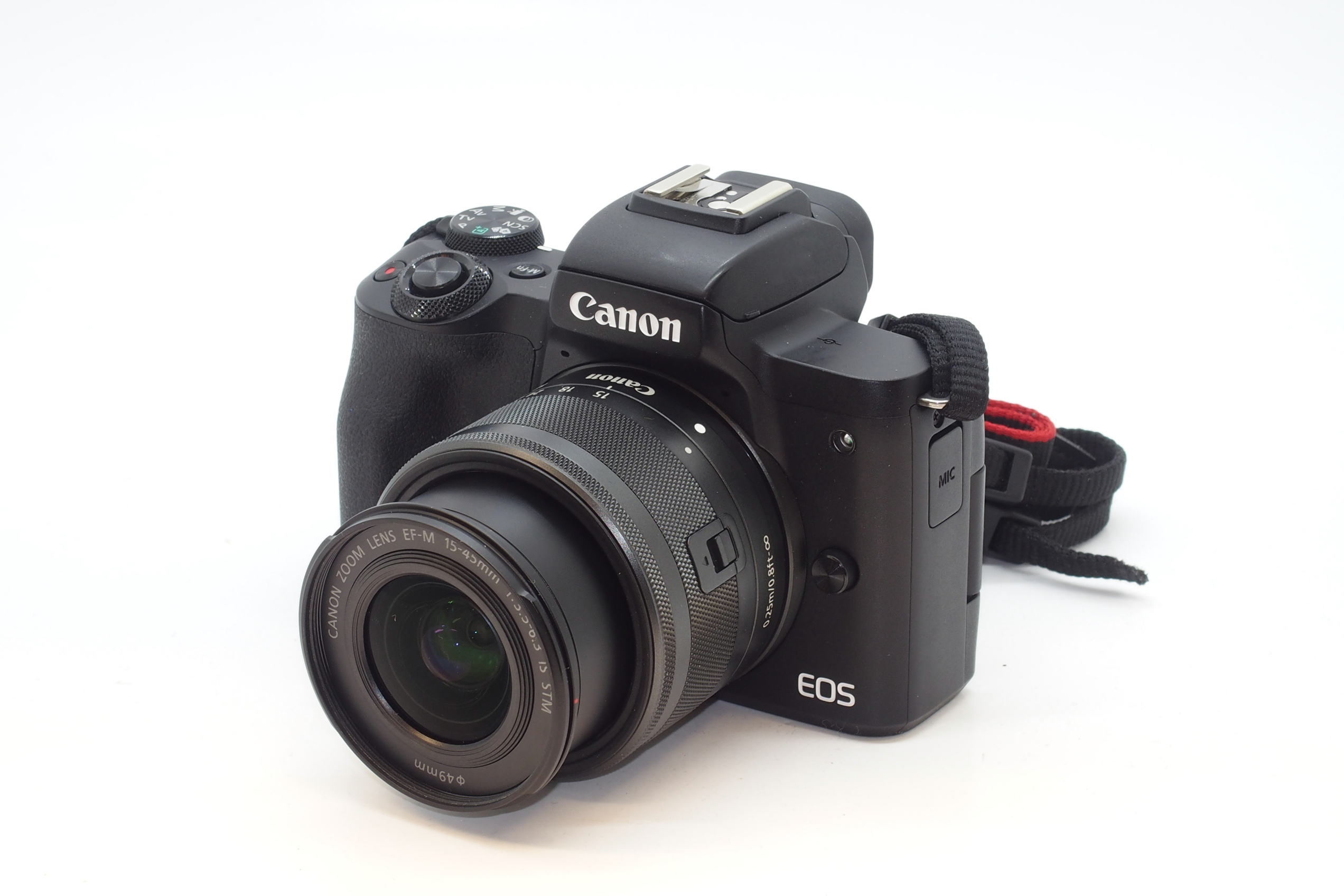 Canon EOS M50 II + 15-45 / 3,5-6,3 STM  Auslösungen ca. 2000