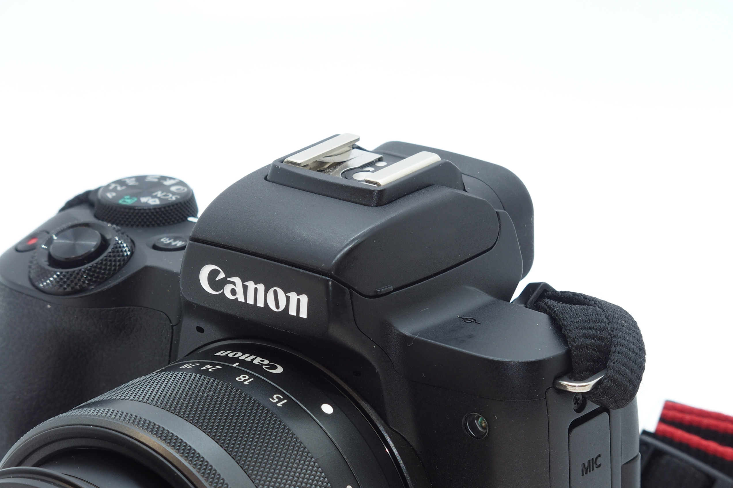 Canon EOS M50 II + 15-45 / 3,5-6,3 STM  Auslösungen ca. 2000 Bild 03