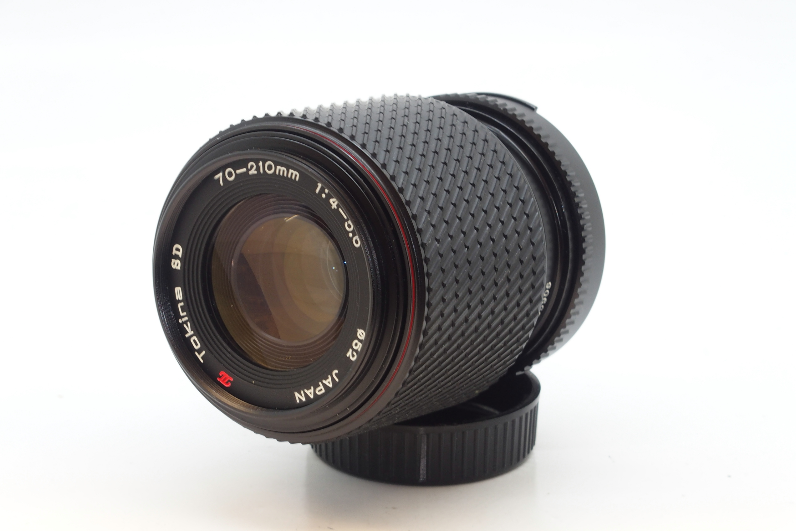 Tokina MF 70-210 / 4-5,6  SD  für Nikon AI